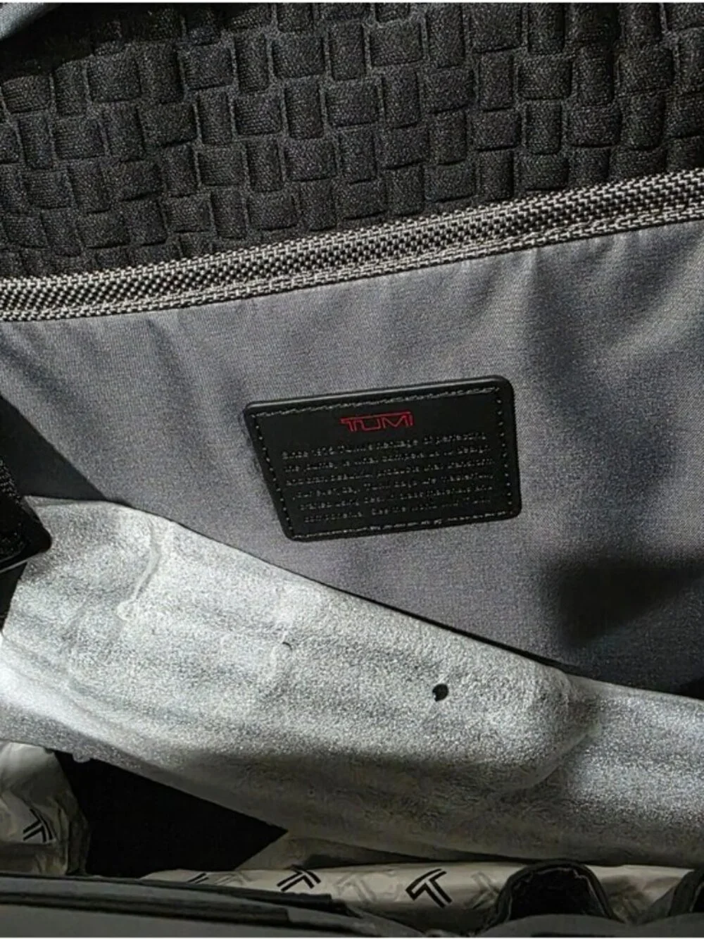 Tumi Alpha Compact Laptop Briefcase - Picture 7 of 10